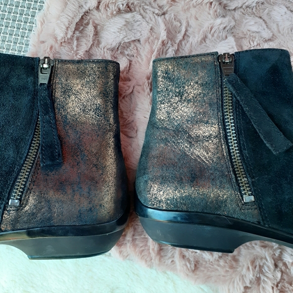 Dansko Metallic Boots Two Tone Leather Comfort Side Zip Ankle Booties 36 - Picture 10 of 13